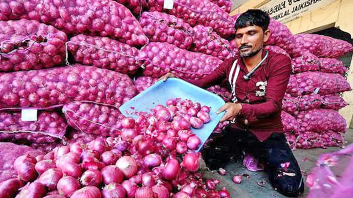 market onion